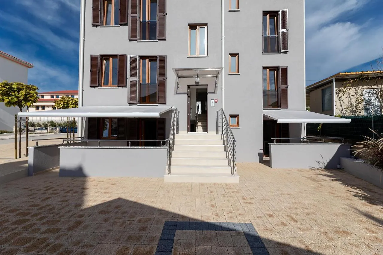 Apartments Crnekovic III Baska  Croatia