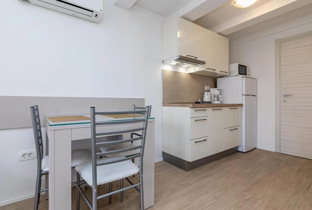 Apartments Crnekovic III Baska