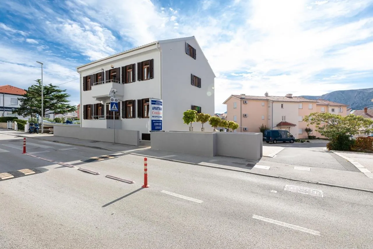 Apartments Crnekovic III Baska  0*, Baska (Krk)