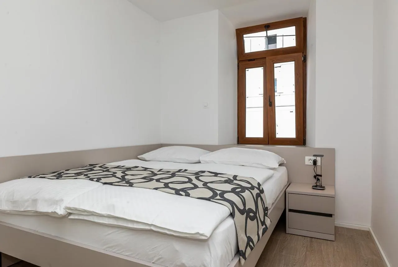 Apartments Crnekovic III Baska