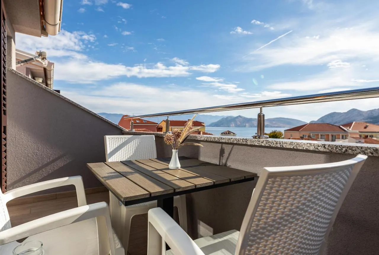 Apartments Crnekovic III Baska  Croatia
