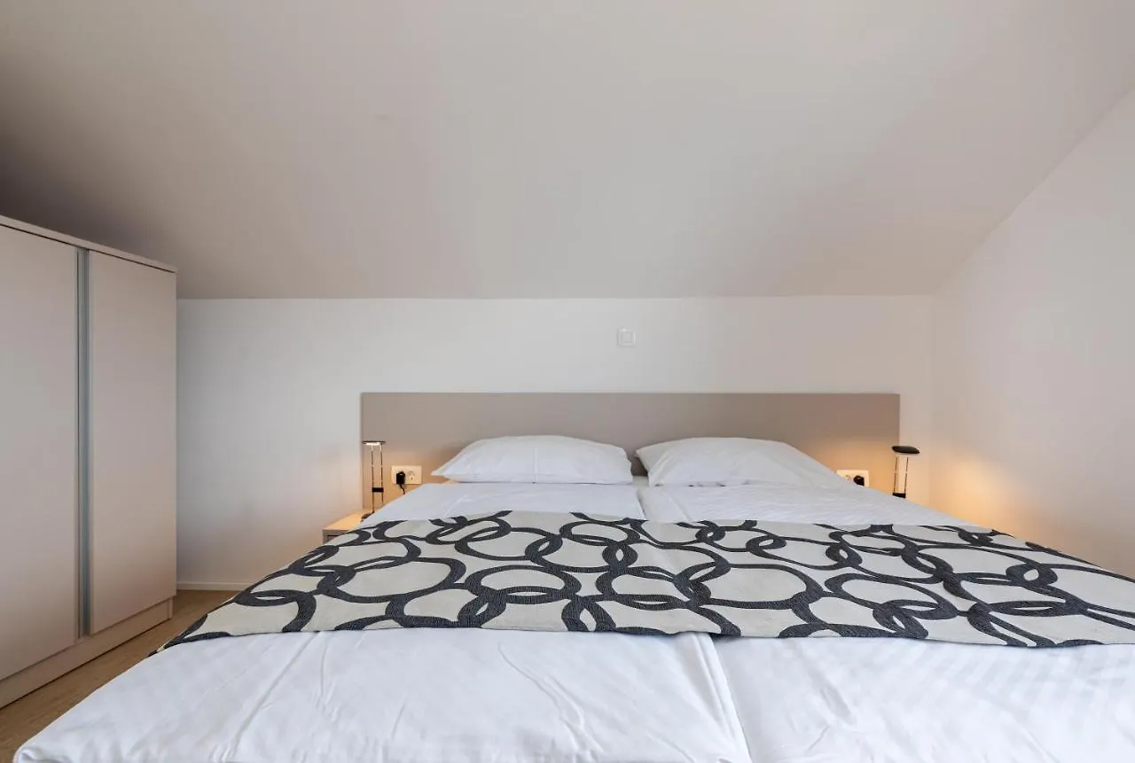 Apartments Crnekovic III Baska